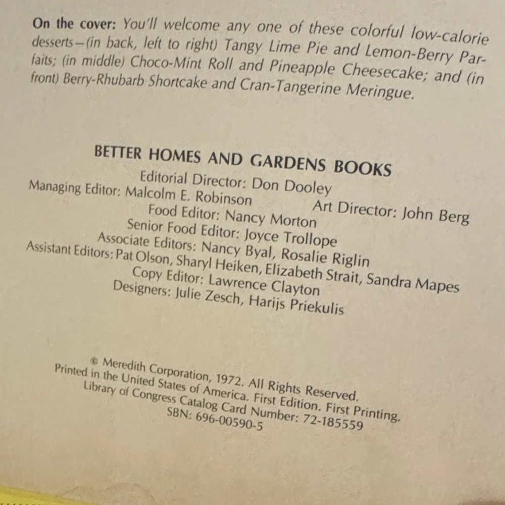 Vintage 1972 Better Homes and Gardens Low-Calorie Desserts Cookbook -Green Cover